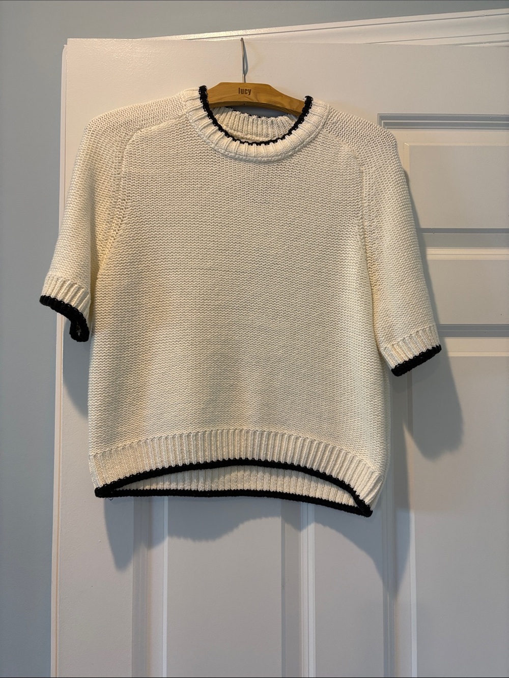 Willow & Wind Cream Short Sleeve Crewneck Sweater with Black Trim